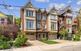 Terraced house – Old Toronto, Toronto, Ontario,  Canada for C$1,670,000