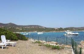 Sunny villa with direct access to the sea in Golfo Aranci, Sardinia, Italy for 3,500,000 €