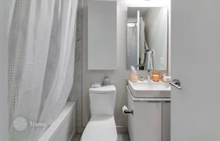 1-bedroom apartment in York Street for C$769,000