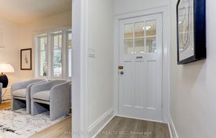 8-bedroom townhouse in Old Toronto for C$2,064,000