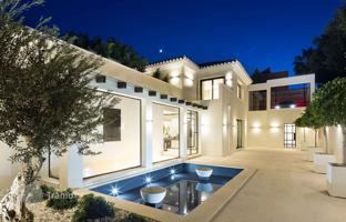 5-bedroom villa 753 m² in Nueva Andalucia for 4,495,000 €