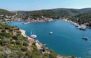 Large coastal development site in the Peloponnese, Greece for 1,800,000 €