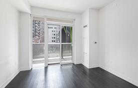Apartment – Richmond Street West, Old Toronto, Toronto,  Ontario,   Canada for C$852,000