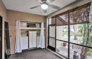 3-bedroom apartments in condo 104 m² in Coconut Creek for $350,000