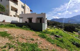 Modern 2 bedroom house with great garden and view for 150,000 €