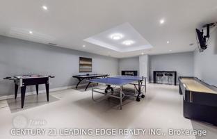 6-bedroom apartment in Old Toronto for C$1,055,000