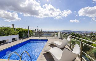 4-bedroom penthouse 221 m² in Barcelona for 3,450,000 €