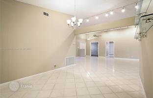 4-bedroom house 343 m² in Coral Springs for $825,000