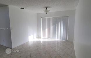 3-bedroom house 271 m² in Boynton Beach for $599,000