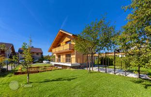 2-bedroom cottage 192 m² in Bled for 1,280,000 €