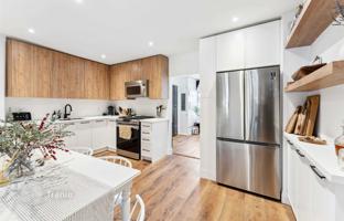 8-bedroom townhouse in Etobicoke for C$1,184,000