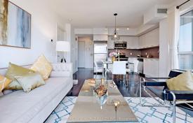 Apartment – Lake Shore Boulevard West, Etobicoke, Toronto,  Ontario,   Canada for C$999,000