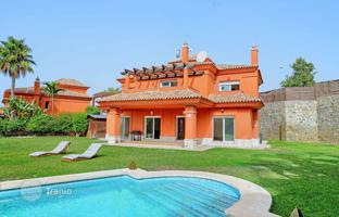 4-bedroom villa 235 m² in Marbella for 1,650,000 €