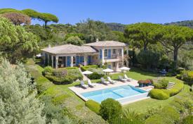 4-bedroom villa in La Croix-Valmer for 14,000 € per week