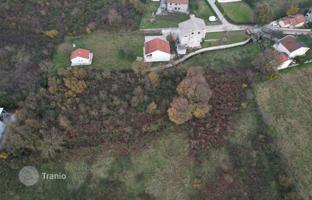 Land plot 3,369 m² in Radanovici for 675,000 €
