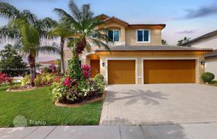 4-bedroom house 368 m² in Miramar (USA) for $800,000