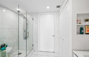 2-bedroom apartments in condo 129 m² in Miami for $1,399,000