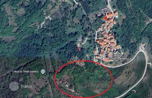 Land plot 1,936 m² in Lupoglav for 181,000 €