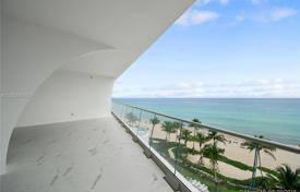 New apartment with a terrace and ocean views in a building with a bar and a spa, Sunny Isles Beach, USA for $2,950,000