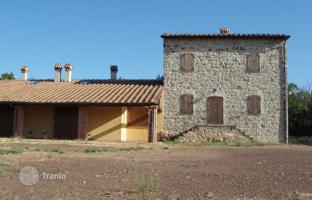 Villa 400 m² in Massa Marittima for 1,100,000 €