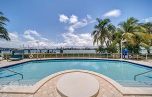 2-bedroom apartments in condo 107 m² in West Avenue for $1,550,000