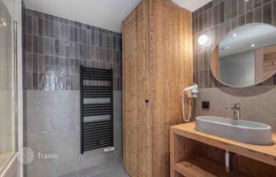 2-bedroom apartment 71 m² in Savoie for 930,000 €
