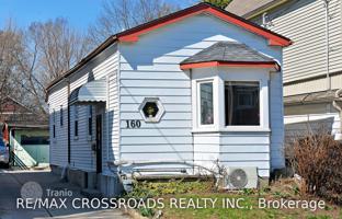 5-bedroom house in East York for C$1,088,000