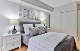 Apartment – Lake Shore Boulevard West, Etobicoke, Toronto,  Ontario,   Canada for C$637,000