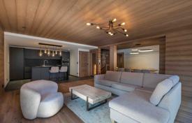 NEW DUPLEX NEAR THE RESORT CENTER for 4,000,000 €