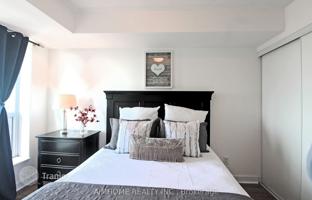 5-bedroom apartment in Lynn Williams Street for C$872,000