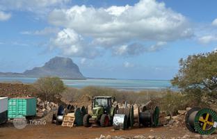 Land plot 2,052 m² in Black River for 1,160,000 €
