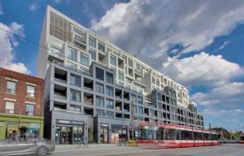Apartment – Bathurst Street, Toronto, Ontario,  Canada for C$752,000