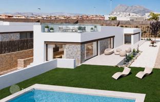 3-bedroom villa 277 m² in Finestrat for 691,000 €