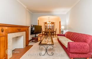 10-bedroom house in York for C$1,291,000