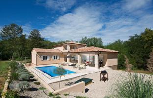 4-room house 250 m² in Labin for 876,000 €