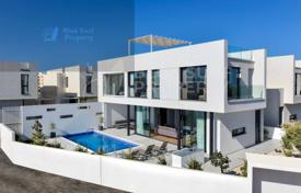 Stunning 3 bedroom detached villa, in an exclusive development just 5 minutes from the beach, in the sought-after location of Pernera for 460,000 €