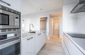 Apartment – Yonge Street, Toronto, Ontario,  Canada for C$905,000