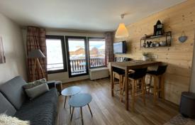 Renovated apartment with a picturesque view, Val Thorens, France for 245,000 €