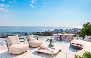 3-bedroom penthouse 202 m² in Estepona for 1,100,000 €