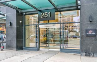 4-bedroom apartment in Jarvis Street for C$816,000