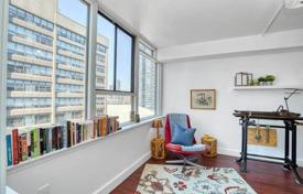 Apartment – Carlton Street, Old Toronto, Toronto,  Ontario,   Canada for C$1,158,000