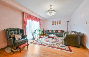 9-bedroom house in Scarborough for C$1,810,000
