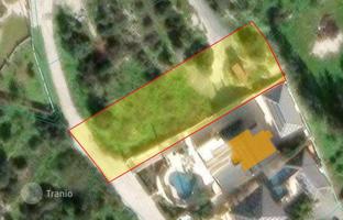 Land plot 1,436 m² in Agios Tychonas for 480,000 €