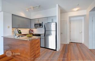 5-bedroom apartment in Redpath Avenue for C$787,000