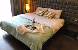 2-bedroom apartments in condo in Watthana for $2,900 per week