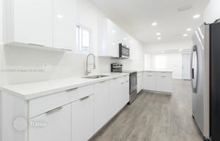 4-bedroom house 130 m² in Miami for $451,000