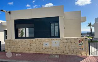 3-bedroom cottage 116 m² in Polop for 470,000 €