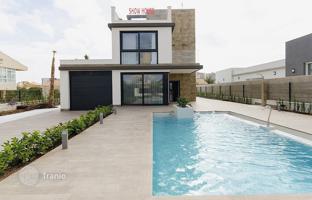 4-bedroom villa 157 m² in Orihuela Costa for 995,000 €