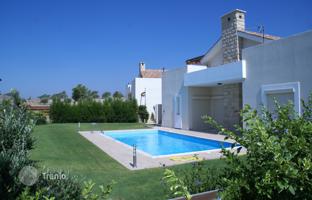 Stylish complex of villas with swimming pools near the marina and the promenade, Limassol, Cyprus for From 508,000 €