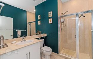 3-bedroom apartments in condo 132 m² in Miami for $1,099,000